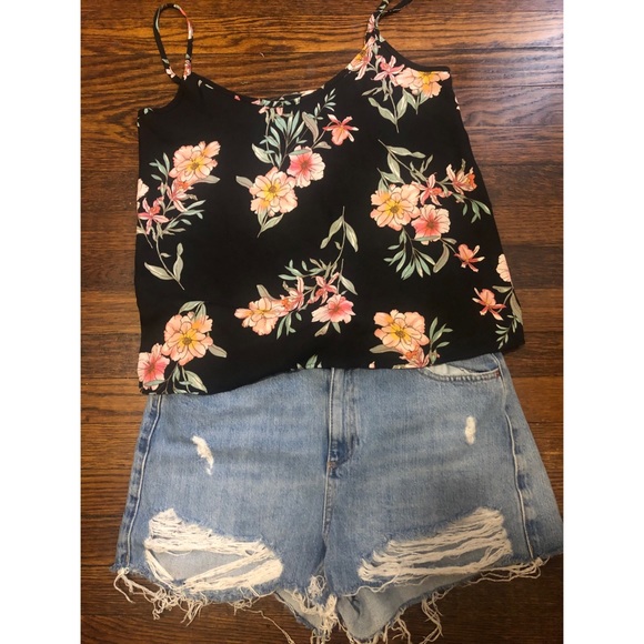 F21 Floral Tank Top - Picture 1 of 3